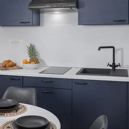 An - Rooftop Terrace In The Heart Of Apartament Pula